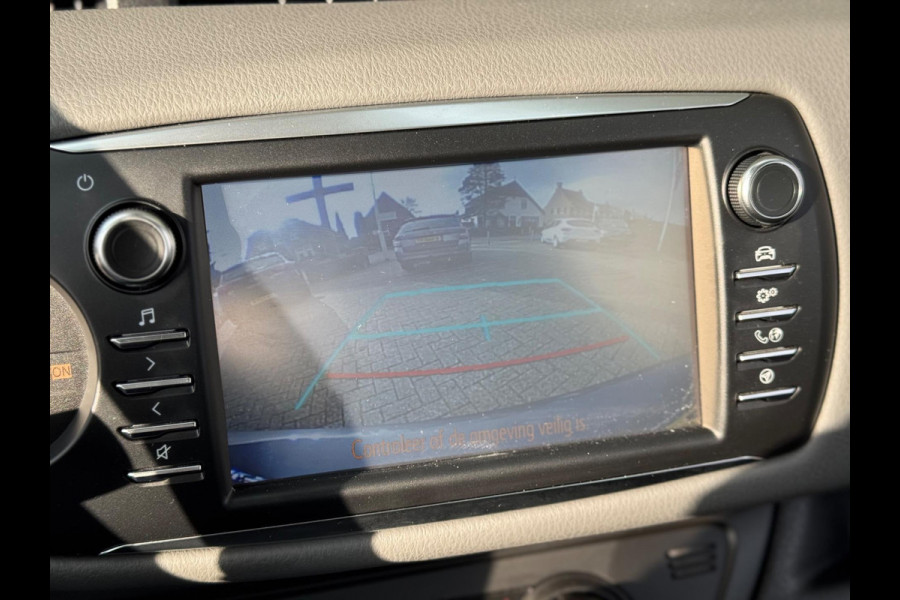 Toyota Yaris 1.5 Hybrid Active 2018 CLIMA Camera APK NAP!