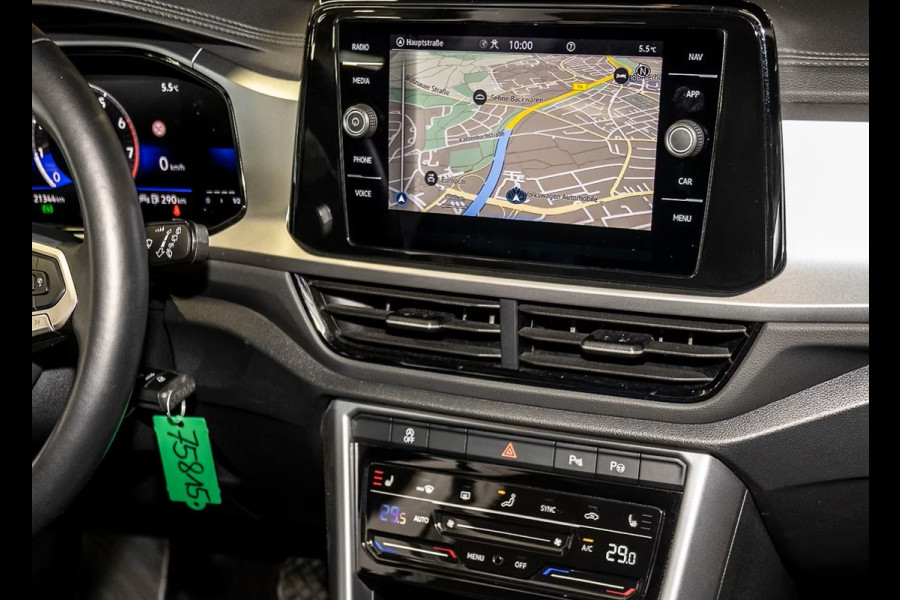 Volkswagen T-Roc 1.5 TSI ** LED, VIRTUAL, CLIMA, ACC, APPLE, SPIEGEL-PACK, 18-inch LMV ** 1e EIG - UNFALLFREI ** ** INFORMEER OOK NAAR ONZE AANTREKKELIJKE FINANCIAL-LEASE TARIEVEN **