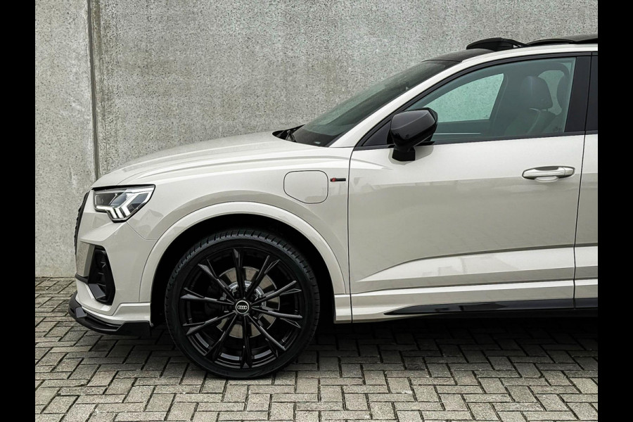Audi Q3 Sportback 45TFSIe 245pk S-Tronic Competition S Edition S-Line 1é Eig Audi Exclusive|Pano|Sonos|Ambiance|Camera|Matrix|RSQ3