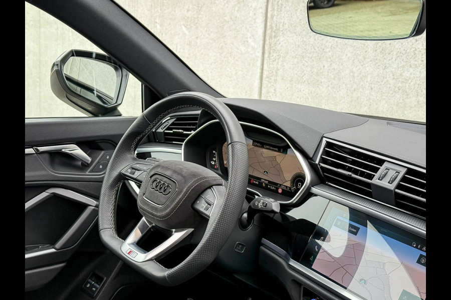 Audi Q3 Sportback 45TFSIe 245pk S-Tronic Competition S Edition S-Line 1é Eig Audi Exclusive|Pano|Sonos|Ambiance|Camera|Matrix|RSQ3