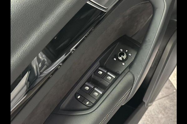 Audi Q5 2.0 TFSI quattro Sport S Line Black Edition