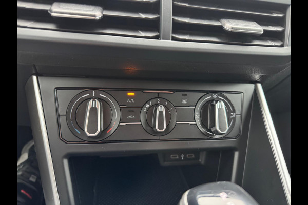 Volkswagen Taigo 1.0 TSI Life Business DSG Virtual Led APPLE CARPLAY