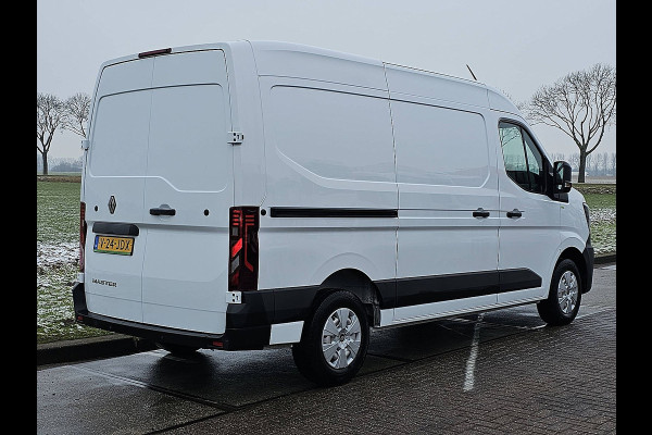 Renault Master T35 2.0 dCi 130 L2H2 Start 3-Zits CarPlay Airco 130Pk Euro6 BPM-Vrij Pdc Laadruimte-Betimmerd!