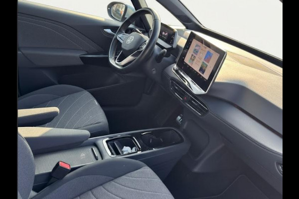 Volkswagen ID.3 Pure Oranje Edition 52 kWh 170 PK | 17% bijtelling | Navigatie | Stoelverwarming | Automatische airco | Onderhoud tot 10-1-2032