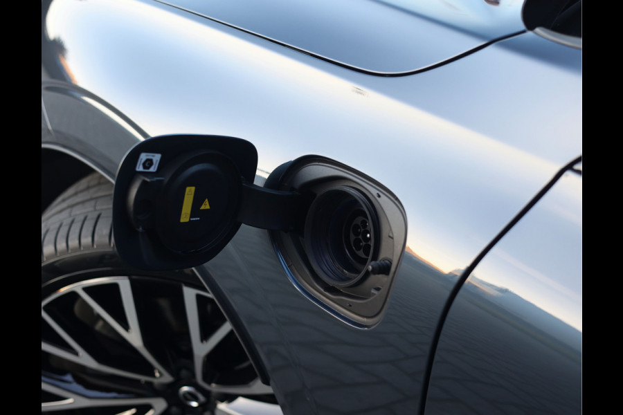 Volvo XC60 T8 AWD Ultra Dark | Heico - Nieuw - Vol!