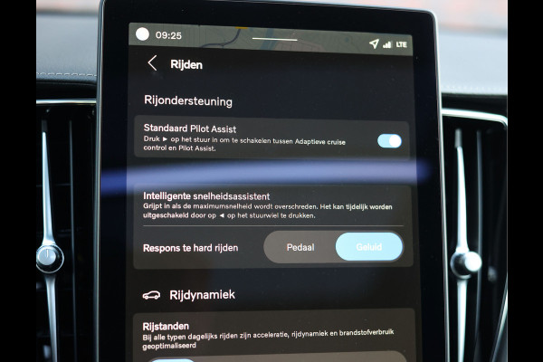 Volvo XC60 T8 AWD Ultra Dark | Heico - Nieuw - Vol!