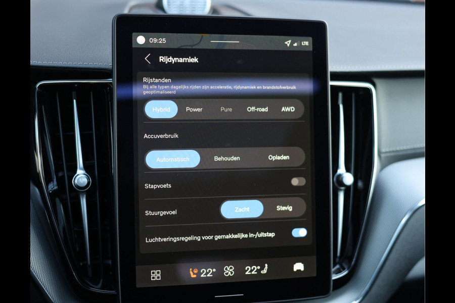 Volvo XC60 T8 AWD Ultra Dark | Heico - Nieuw - Vol!