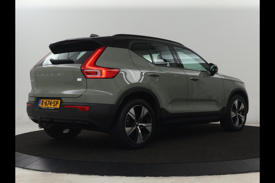 Volvo XC40 Recharge P8 AWD R Design | SOH 93% | Trekhaak | Warmtepomp | Stoel & stuurverwarming | Camera | Leder/Alcantara | Adaptive cruise | Carplay | Navigatie | Achterbankverwarming