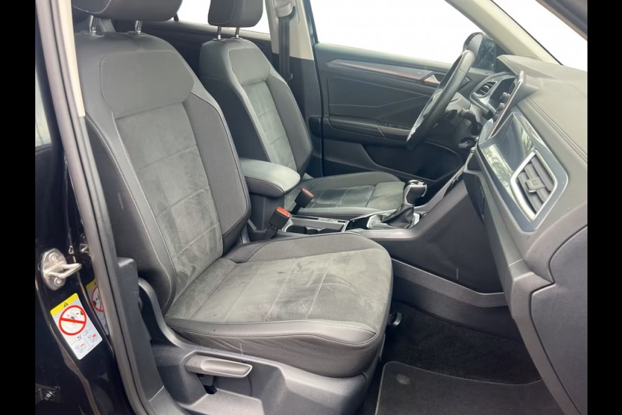 Volkswagen T-Roc 1.5 TSI ** IQ-LED, VIRTUAL, CLIMA, ACC, CAMERA,, DODE HOEK, 18-inch LMV ** 1e EIG - UNFALLFREI ** ** INFORMEER OOK NAAR ONZE AANTREKKELIJKE FINANCIAL-LEASE TARIEVEN **