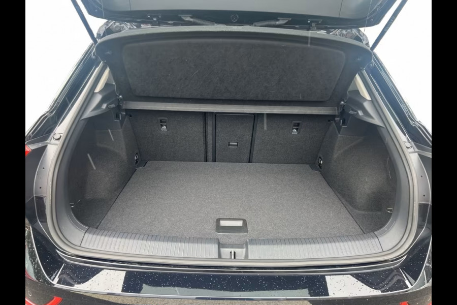 Volkswagen T-Roc 1.5 TSI ** IQ-LED, VIRTUAL, CLIMA, ACC, CAMERA,, DODE HOEK, 18-inch LMV ** 1e EIG - UNFALLFREI ** ** INFORMEER OOK NAAR ONZE AANTREKKELIJKE FINANCIAL-LEASE TARIEVEN **