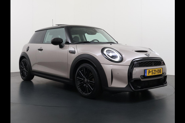 MINI Mini 2.0 Cooper S Yours 178pk Facelift! | Stuur- & stoelverwarming | Camera | Panoramadak | Adaptive Cruise Control | Harman & Kardon | Dealer onderhouden