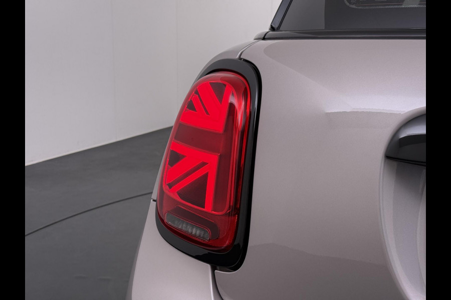 MINI Mini 2.0 Cooper S Yours 178pk Facelift! | Stuur- & stoelverwarming | Camera | Panoramadak | Adaptive Cruise Control | Harman & Kardon | Dealer onderhouden