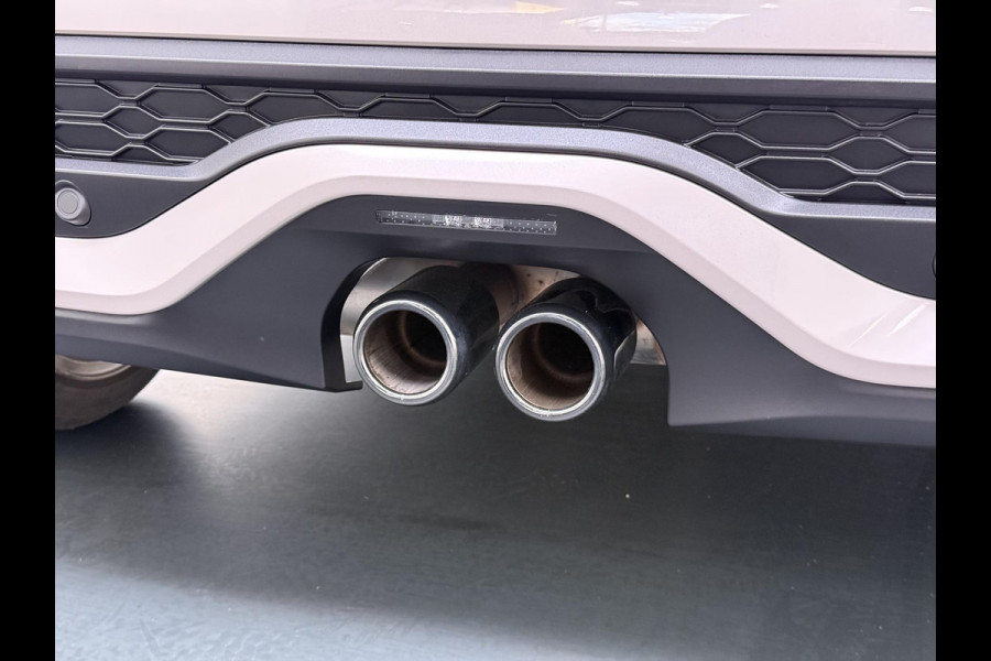 MINI Mini 2.0 Cooper S Yours 178pk Facelift! | Stuur- & stoelverwarming | Camera | Panoramadak | Adaptive Cruise Control | Harman & Kardon | Dealer onderhouden