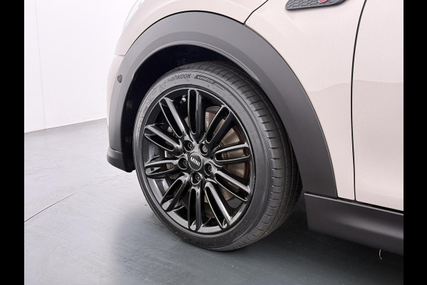 MINI Mini 2.0 Cooper S Yours 178pk Facelift! | Stuur- & stoelverwarming | Camera | Panoramadak | Adaptive Cruise Control | Harman & Kardon | Dealer onderhouden