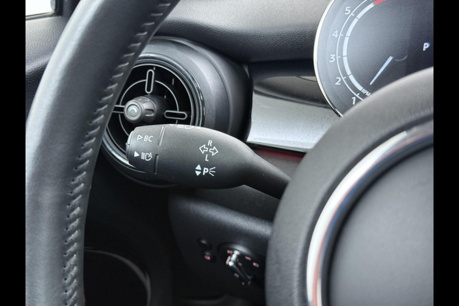 MINI Mini 2.0 Cooper S Yours 178pk Facelift! | Stuur- & stoelverwarming | Camera | Panoramadak | Adaptive Cruise Control | Harman & Kardon | Dealer onderhouden