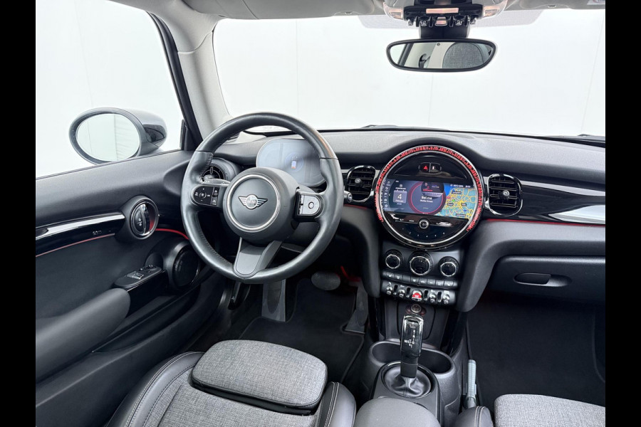 MINI Mini 2.0 Cooper S Yours 178pk Facelift! | Stuur- & stoelverwarming | Camera | Panoramadak | Adaptive Cruise Control | Harman & Kardon | Dealer onderhouden