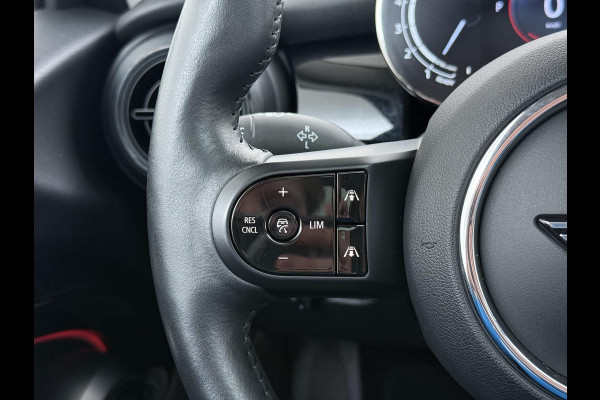 MINI Mini 2.0 Cooper S Yours 178pk Facelift! | Stuur- & stoelverwarming | Camera | Panoramadak | Adaptive Cruise Control | Harman & Kardon | Dealer onderhouden