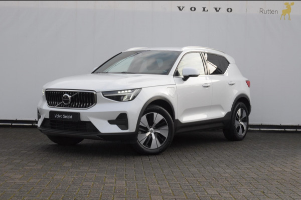 Volvo XC40 T4 211PK Automaat Plug-in hybrid Core Bright / Apple carplay / Parkeersensoren met camera / Stoelverwarming / Elektrische achterklep / Keyless entry / Parkeersensoren met camera