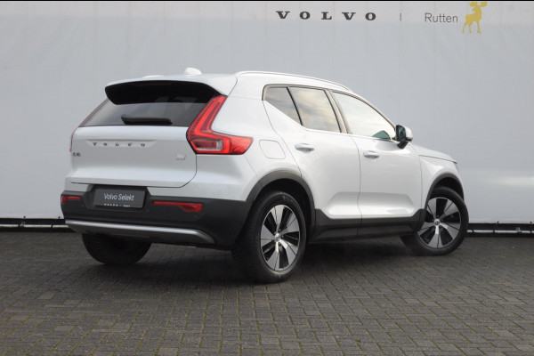 Volvo XC40 T4 211PK Automaat Plug-in hybrid Core Bright / Apple carplay / Parkeersensoren met camera / Stoelverwarming / Elektrische achterklep / Keyless entry / Parkeersensoren met camera