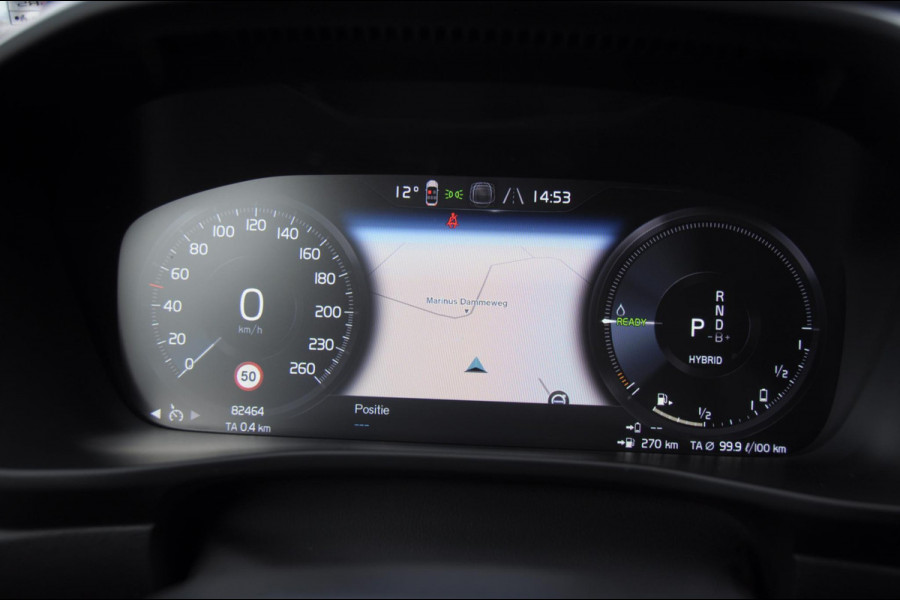 Volvo XC40 T4 211PK Automaat Plug-in hybrid Core Bright / Apple carplay / Parkeersensoren met camera / Stoelverwarming / Elektrische achterklep / Keyless entry / Parkeersensoren met camera