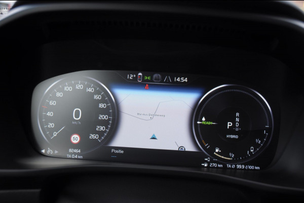 Volvo XC40 T4 211PK Automaat Plug-in hybrid Core Bright / Apple carplay / Parkeersensoren met camera / Stoelverwarming / Elektrische achterklep / Keyless entry / Parkeersensoren met camera