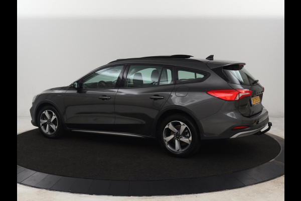Ford Focus 1.0 EcoBoost Hybrid Active Business | Panoramadak | Stoelverwarming | Trekhaak | Comfortstoelen | Camera | Carplay | Keyless | Full LED | Navigatie