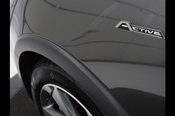 Ford Focus 1.0 EcoBoost Hybrid Active Business | Panoramadak | Stoelverwarming | Trekhaak | Comfortstoelen | Camera | Carplay | Keyless | Full LED | Navigatie