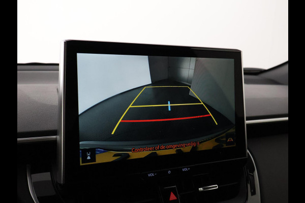 Toyota Corolla Cross Hybrid 140 Dynamic | Stuur-/ & Stoelverwarming | Parkeersensoren | Dodehoek detectie | Elektrische kofferbak