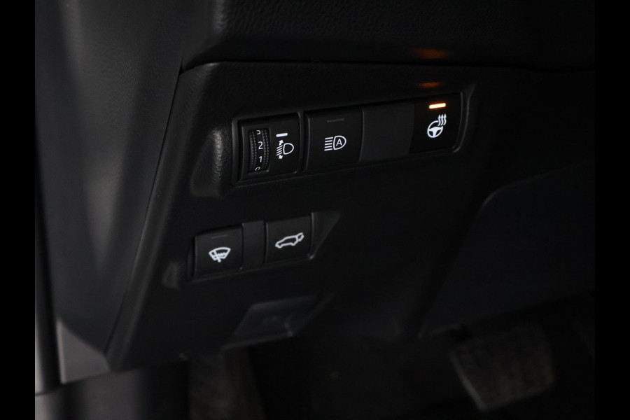 Toyota Corolla Cross Hybrid 140 Dynamic | Stuur-/ & Stoelverwarming | Parkeersensoren | Dodehoek detectie | Elektrische kofferbak
