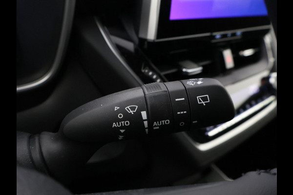 Toyota Corolla Cross Hybrid 140 Dynamic | Stuur-/ & Stoelverwarming | Parkeersensoren | Dodehoek detectie | Elektrische kofferbak