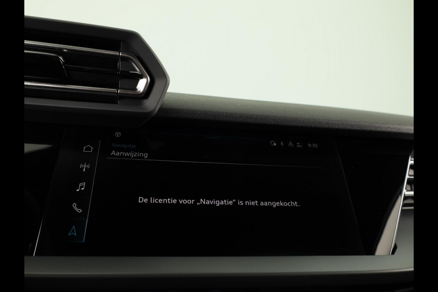 Audi A3 Sportback Pro Line 40 TFSI e 204 pk | Parkeerhulp plus | Stoelverwarming voor | Automatische klimaatregeling | Audi smartphone interface |