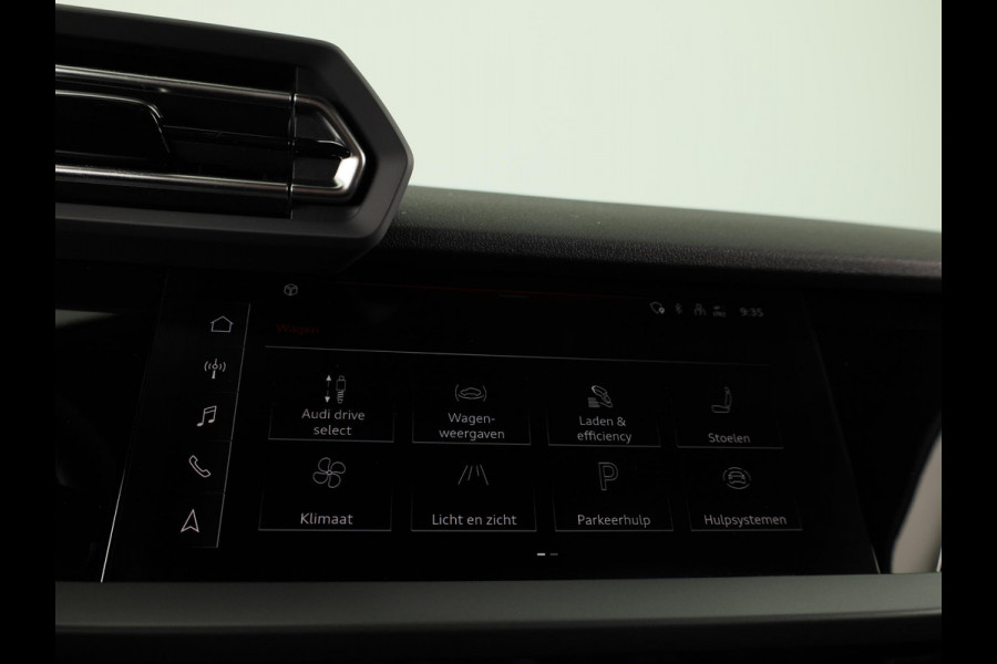 Audi A3 Sportback Pro Line 40 TFSI e 204 pk | Parkeerhulp plus | Stoelverwarming voor | Automatische klimaatregeling | Audi smartphone interface |