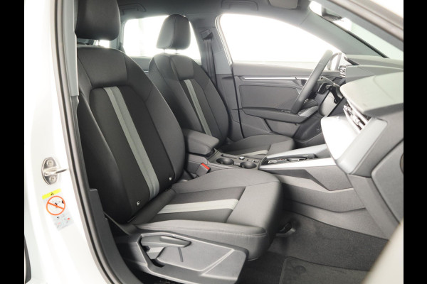 Audi A3 Sportback Pro Line 40 TFSI e 204 pk | Parkeerhulp plus | Stoelverwarming voor | Automatische klimaatregeling | Audi smartphone interface |