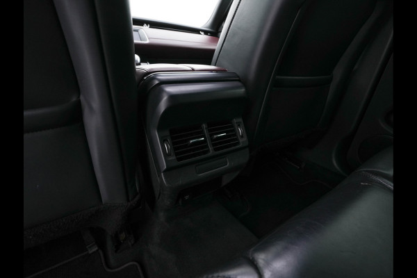 Land Rover Range Rover Evoque 2.0 D150 R-Dynamic *PANO | LEATHER | FULL-LED | NAVI-FULLMAP | CAMERA | KEYLESS | ECC | TOPVIEW | CARPLAY | HEATED-COMFORTSEATS | PDC | CRUISE | PRIVACY-GLASS | 20''ALU*