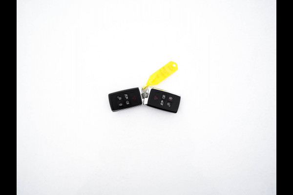 Land Rover Range Rover Evoque 2.0 D150 R-Dynamic *PANO | LEATHER | FULL-LED | NAVI-FULLMAP | CAMERA | KEYLESS | ECC | TOPVIEW | CARPLAY | HEATED-COMFORTSEATS | PDC | CRUISE | PRIVACY-GLASS | 20''ALU*