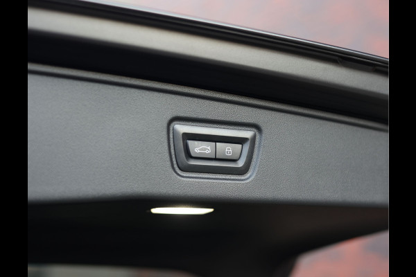 BMW 5 Serie Touring 550e xDrive | Frozen - Pano - Trekhaak