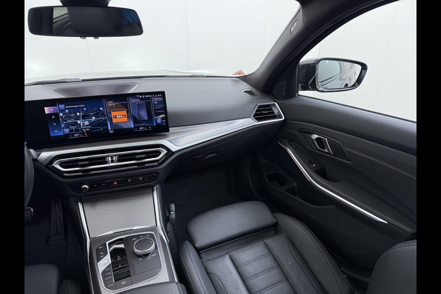 BMW 3 Serie Touring 320e VAN € 42.899,- VOOR € 39.877,- UW LENTEVOORDEEL: €3.022,-! | M-SPORT | FACELIFT| PANO|1.STE EIGENAAR, DEALER OH. | LEER | ELEK. TREKHAAK| FABRIEKSGARANTIE T/M 08 2027| LEER| STOELVERWARMING| 19 INCH! SUPER COMPLEET!