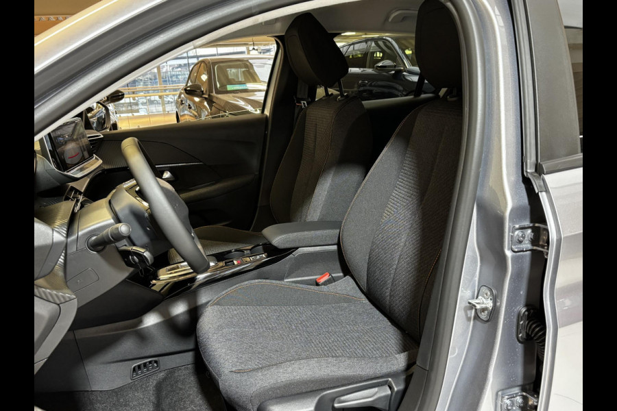 Peugeot e-208 EV Business 51kWh 156