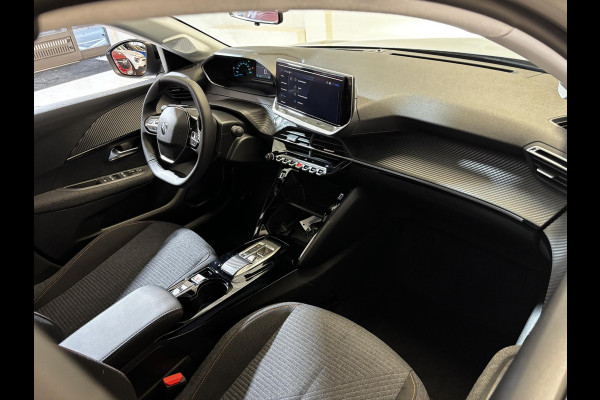 Peugeot e-208 EV Business 51kWh 156