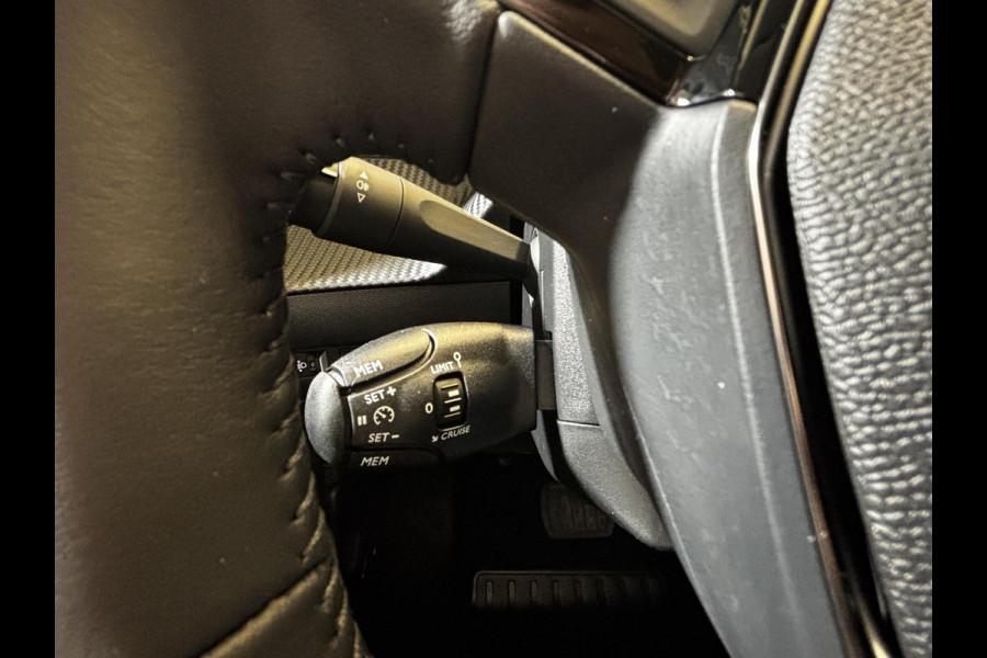 Peugeot e-208 EV Business 51kWh 156