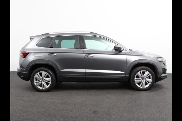 Škoda Karoq 1.5 TSI 150pk DSG ACT Selection | Navigatie | Apple Carplay/Android Auto | Camera | Parkeer sensoren | Adaptive Cruise Control | Lichtmetalen Velgen | Digitale Cockpit