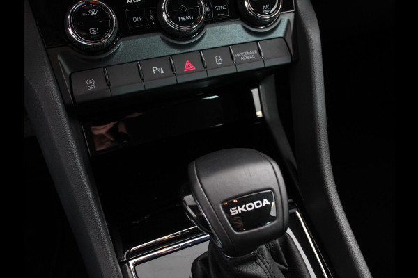 Škoda Karoq 1.5 TSI 150pk DSG ACT Selection | Navigatie | Apple Carplay/Android Auto | Camera | Parkeer sensoren | Adaptive Cruise Control | Lichtmetalen Velgen | Digitale Cockpit