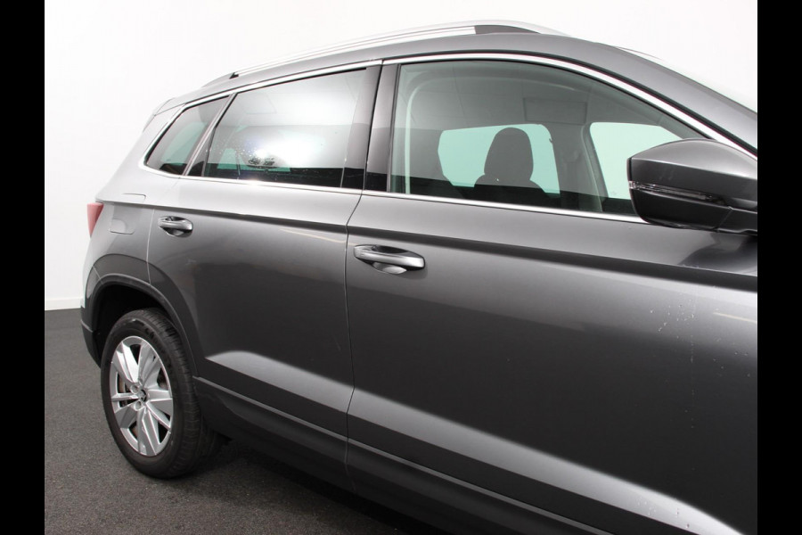 Škoda Karoq 1.5 TSI 150pk DSG ACT Selection | Navigatie | Apple Carplay/Android Auto | Camera | Parkeer sensoren | Adaptive Cruise Control | Lichtmetalen Velgen | Digitale Cockpit