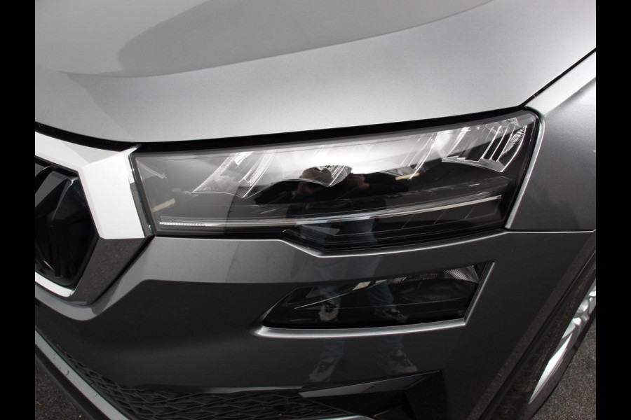 Škoda Karoq 1.5 TSI 150pk DSG ACT Selection | Navigatie | Apple Carplay/Android Auto | Camera | Parkeer sensoren | Adaptive Cruise Control | Lichtmetalen Velgen | Digitale Cockpit