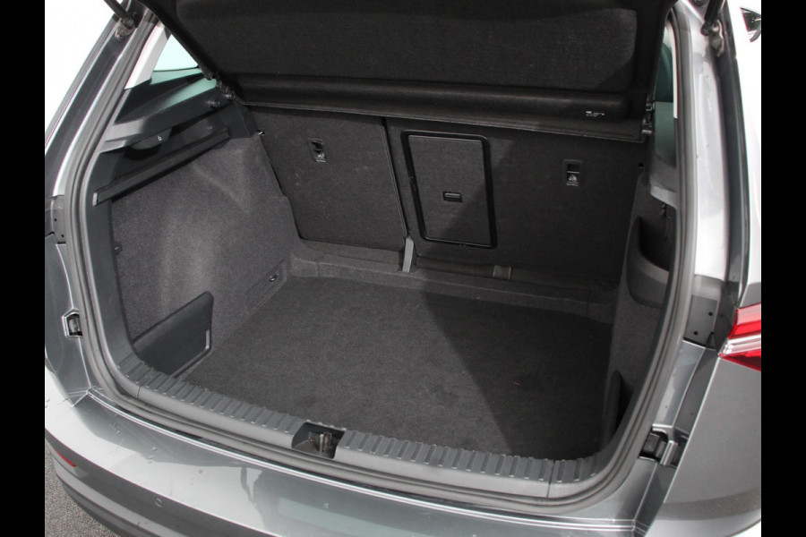 Škoda Karoq 1.5 TSI 150pk DSG ACT Selection | Navigatie | Apple Carplay/Android Auto | Camera | Parkeer sensoren | Adaptive Cruise Control | Lichtmetalen Velgen | Digitale Cockpit