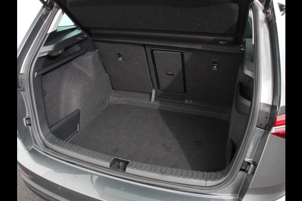 Škoda Karoq 1.5 TSI 150pk DSG ACT Selection | Navigatie | Apple Carplay/Android Auto | Camera | Parkeer sensoren | Adaptive Cruise Control | Lichtmetalen Velgen | Digitale Cockpit