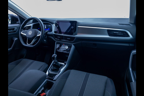Volkswagen T-Roc 1.0 TSI 116 PK Business Edition | Stoelverwarming | Apple Carplay / Android auto | Automatisch inparkeren, Climate control, all season banden, extra getint glas achter
