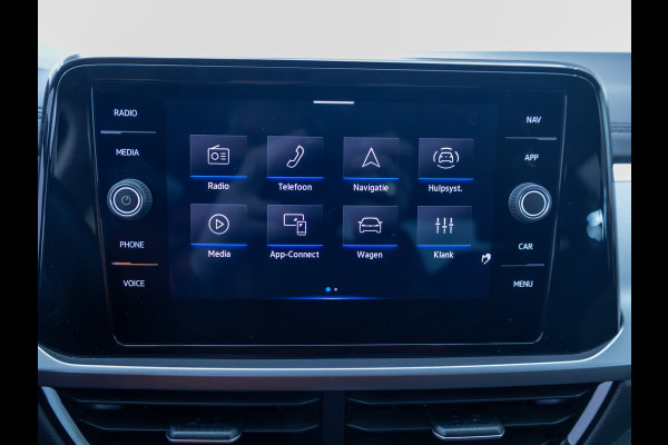 Volkswagen T-Roc 1.0 TSI 116 PK Business Edition | Stoelverwarming | Apple Carplay / Android auto | Automatisch inparkeren, Climate control, all season banden, extra getint glas achter