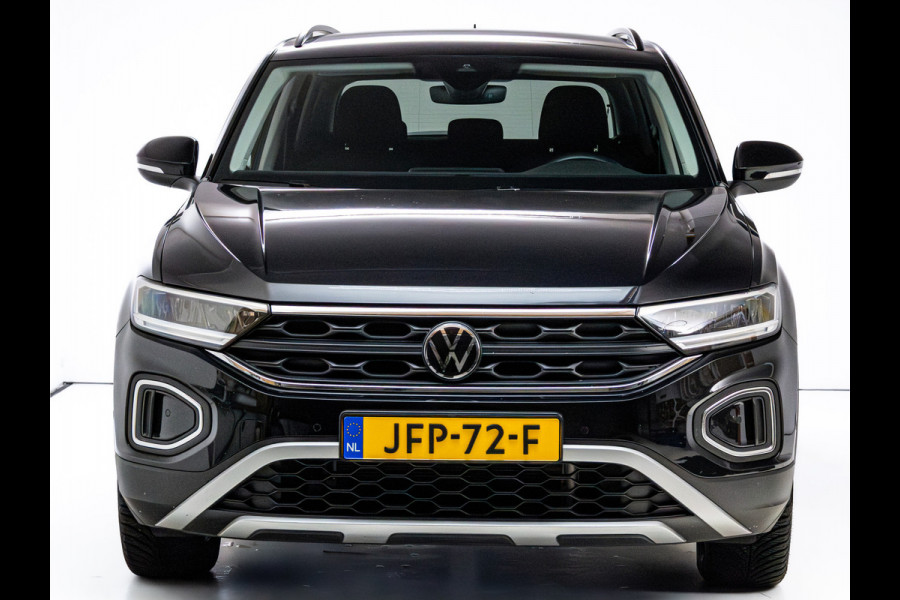 Volkswagen T-Roc 1.0 TSI 116 PK Business Edition | Stoelverwarming | Apple Carplay / Android auto | Automatisch inparkeren, Climate control, all season banden, extra getint glas achter