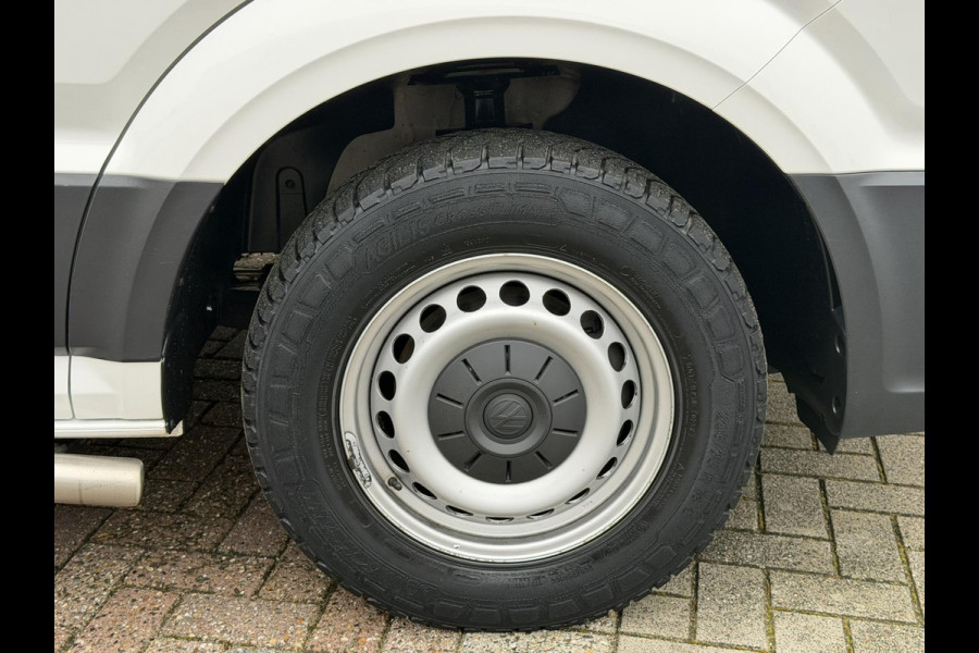 Volkswagen Crafter 35 2.0 TDI 140PK L3H3 EURO 6 Garantie Trekhaak Airco Cruise Pdc Dab Carplay Navi